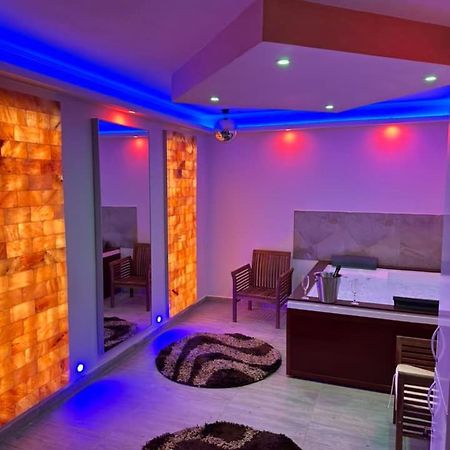 Regim Hotel Hanea Jacuzzi In Camera,Piscina Exterioara Si Sauna Comuna Сібіу Екстер'єр фото