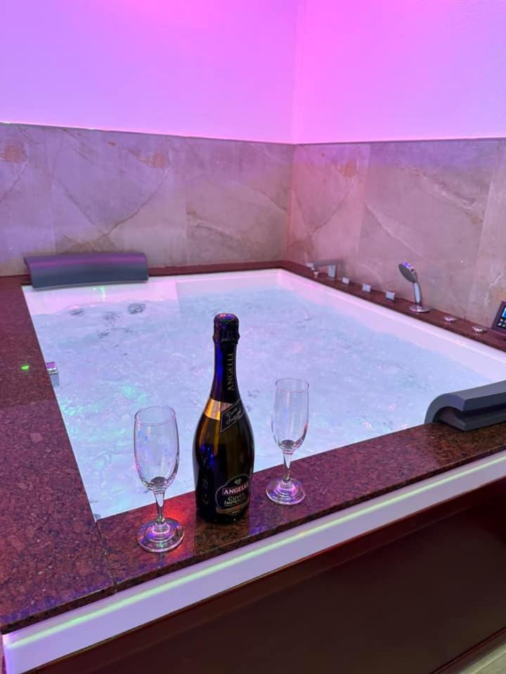 Regim Hotel Hanea Jacuzzi In Camera,Piscina Exterioara Si Sauna Comuna Сібіу Екстер'єр фото